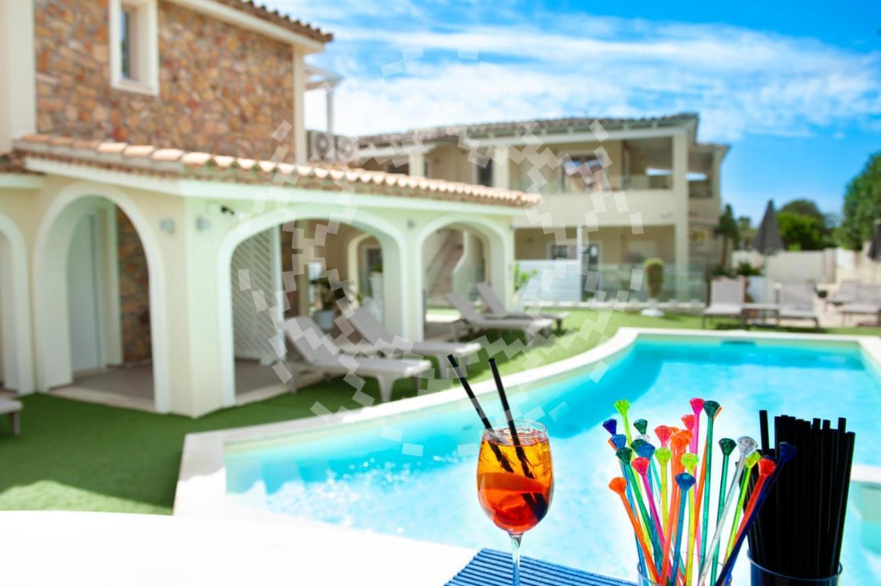 Suimi'S Hotel Villasimius Exterior photo