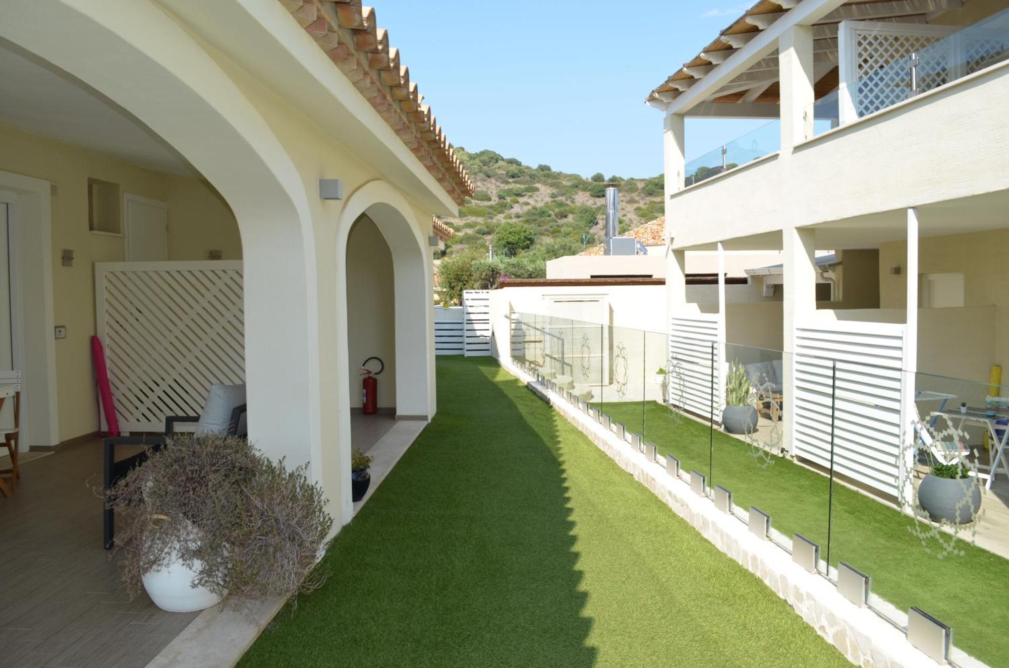 Suimi'S Hotel Villasimius Exterior photo